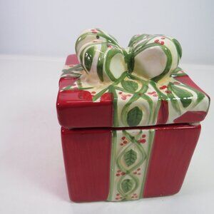 Ceramic Gift Box w Lid (jewelry, candy dish, small gift) Christmas Holiday